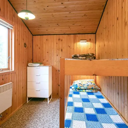 Feriehus 5 Person Holiday Home In Asaa *
